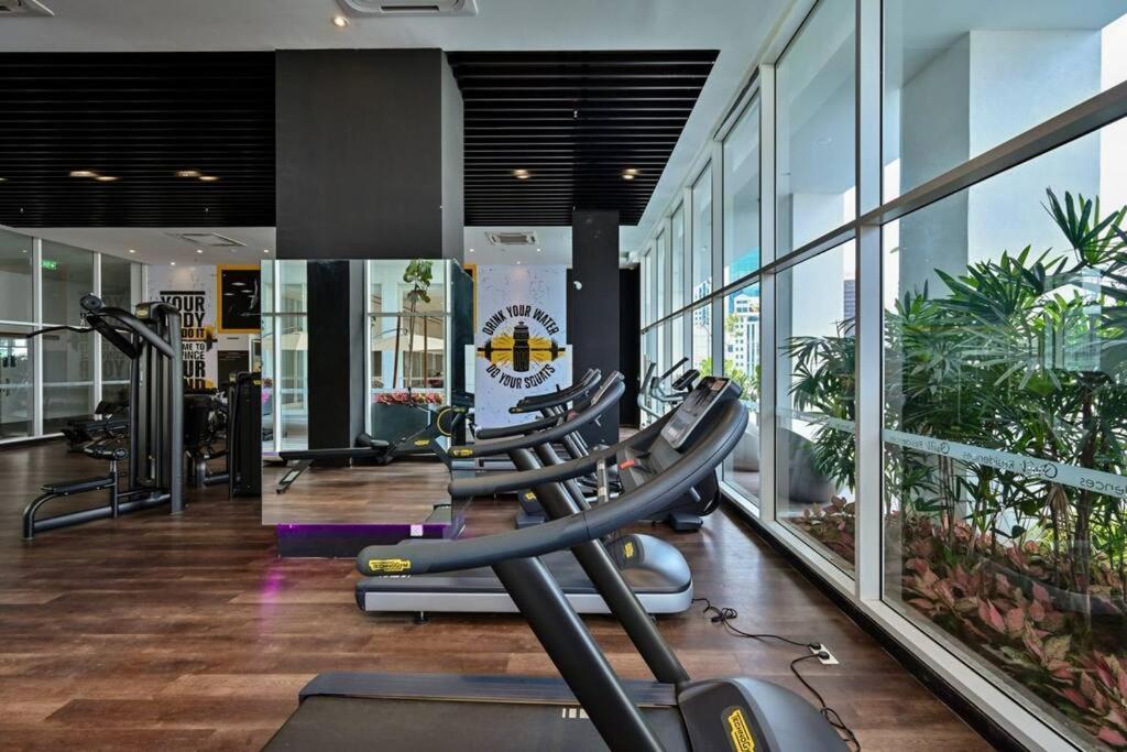 Quill Residences 5pax By Hausome Apartment